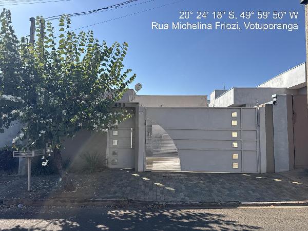 Casa em Votuporanga, Jardim De Bortole, Rua Mechelina Friozi, N. 450, Qd 15 Lt 30 Cadastro No 21 16 15 30, SP. Área: 63.94m2
