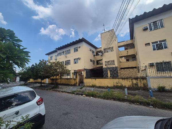 Apartamento em Mesquita, Cosmorama, Rua Cosmorama, N. 847, Apto 306, Bloco 22 Lt 6, RJ. Área: 73.06m2