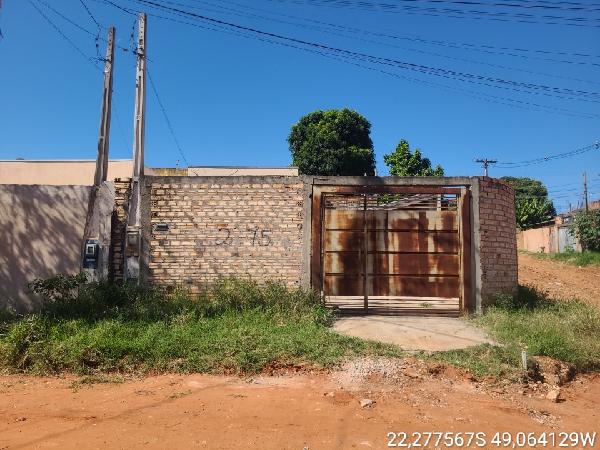 Casa em Bauru, Jardim Ivone, Rua Alfredo Goncalves Dabril, N. 2 75, Lt 10 Qd 07 Qrt 02, SP. Área: 30.1m2