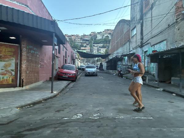 Prédio em Rio de Janeiro, Olaria, Travessa Laurinda, N. 174, Casa,, RJ. Área: 56m2