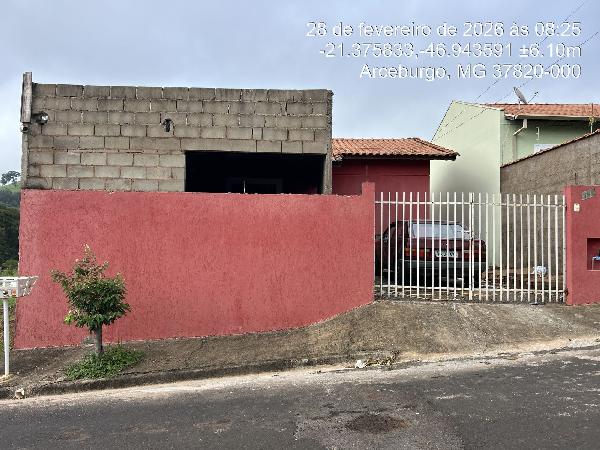 Casa em Arceburgo, Arceburgo, Rua Projetada 08, N. 187, Lt 10 Qd F, MG. Área: 53.5m2