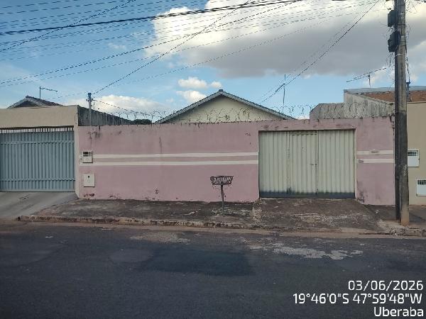 Casa em Uberaba, Jardim Copacabana, Rua Itamaraca, N. 131,, MG. Área: 74.94m2