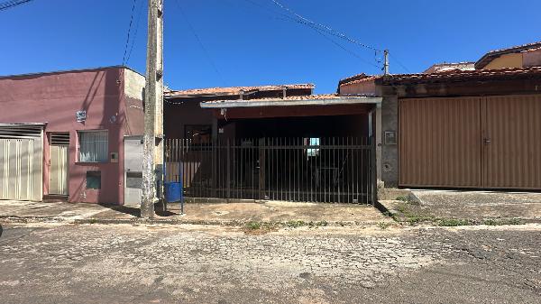 Casa em Areado, Jardim Primavera, Rua Hum, N. 129, Qd D Lt 5, MG. Área: 40.55m2