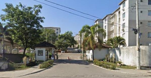 Apartamento em Rio de Janeiro, Campo Grande, Estrada Guandu Do Sape, N. 1450, Apto 504, Bl 16, RJ. Área: 44m2