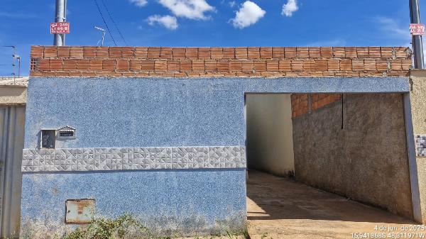 Casa em Santo Antônio do Descoberto, Parque Estrela Dalva Xvi, Rua 88, N. Sn, Qd 240, Lt 06-B, GO. Área: 60.75m2
