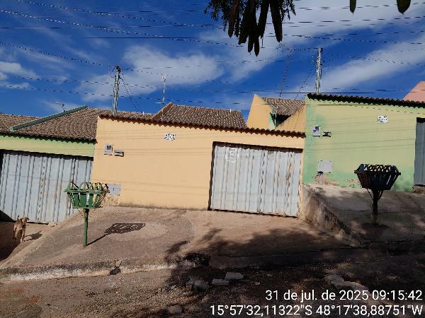 Casa em Santo Antônio do Descoberto, Pq Estrela Dalva Xvi, Quadra 38, N. S/N, Lt 12-B Rua General DionÍSio, GO. Área: 63.22m2