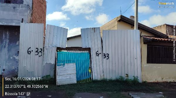 Casa em Bauru, Parque Santa Edwiges, Alameda Turmalina, N. 6-33,, SP. Área: 28.87m2