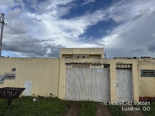 Apartamento em Luziânia, Parque Industrial Mingone, Quadra 222, N. Sn, Apto 12, Lt Q, Rua 36, GO. Área: 69.8m2