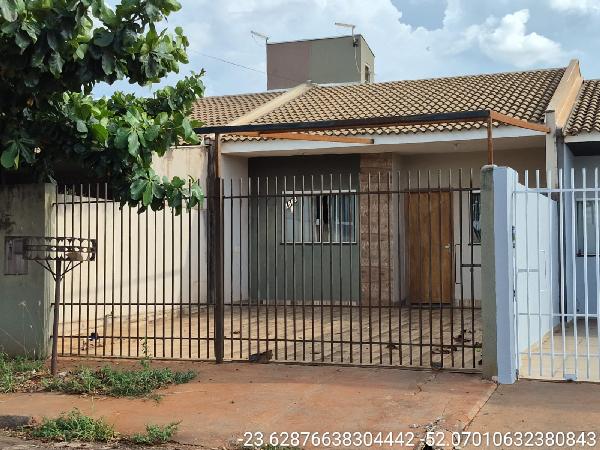 Casa em Floresta, Araucaria Ii, Rua Pioneiro Pascoal Zandonadi, N. 1598-A, Casa  A, PR. Área: 65.7m2