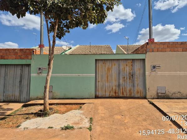 Casa em Santo Antônio do Descoberto, Parque Estrela Dalva Xvi, Rua 88, N. Sn, Qd 240, Lt 04-A, GO. Área: 60.75m2