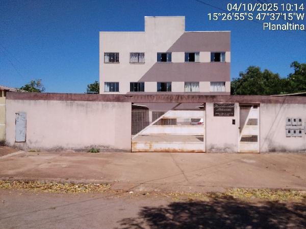 Apartamento em Planaltina, Setor Oeste, Quadra 11 Mr 4, N. Sn, Apto 001, Lt 15 Qd 11, GO. Área: 68.5m2