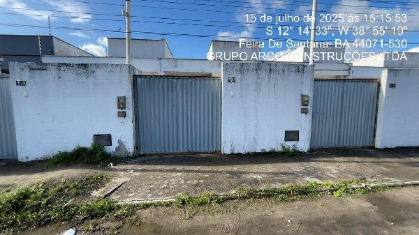 Casa em Feira de Santana, Santo Antonio Dos Prazeres, Rua Ribeirao Claro, N. 16, Area 05, BA. Área: 67.08m2