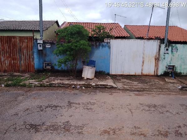 Casa em Cocalzinho de Goiás, Girassol, Quadra 01-A, N. Sn, Lt 01-E Via Publica, GO. Área: 58.61m2