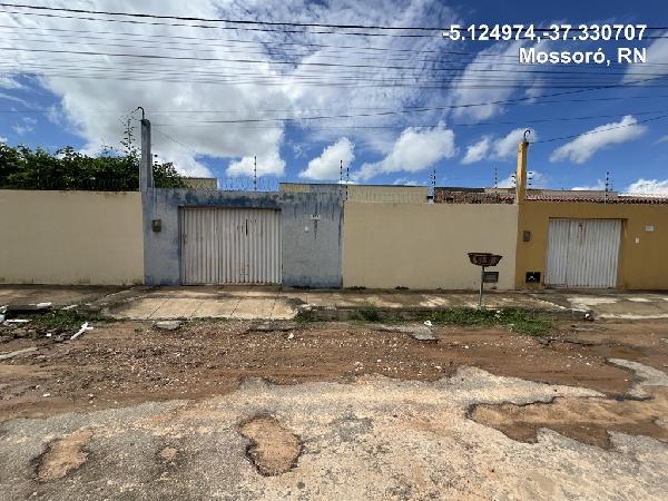 Casa em Mossoró, Santa Julia, Rua Hummer, N. 611, Qd N L 50, RN. Área: 49.81m2