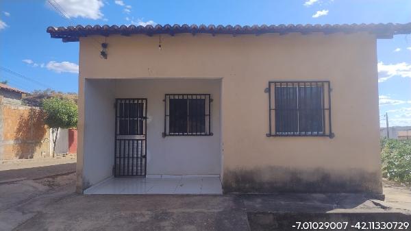 Casa em Oeiras, Leme, Rua Iii, N. 61, Qd E Lt 06, PI. Área: 72m2
