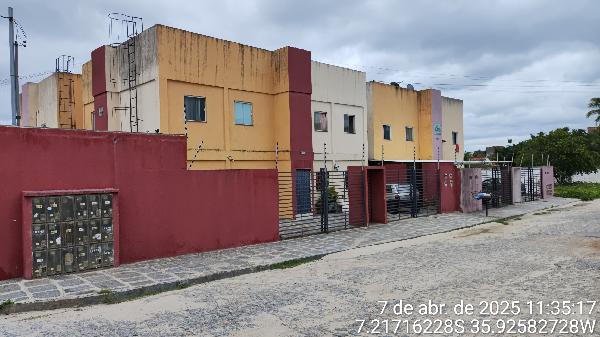 Apartamento em Campina Grande, Bodocongo, Rua Vicente Gomes De Almeida, N. 340, Apto 04, Bl C Primeiro Andar, PB. Área: 54.06m2
