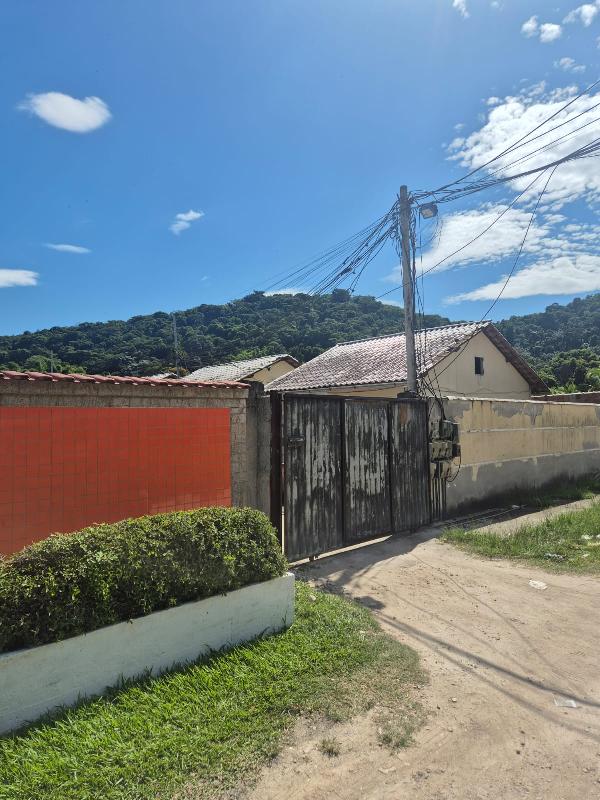 Casa em Magé, Recanto Da Boa Vista, Rua Das Amendoeiras, N. 501, Cs I, RJ. Área: 51.85m2