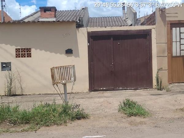 Casa em Uruguaiana, Santo Inacio, Rua Doutor Marcos Azambuja, N. 297, Casa 03, Lt 06, Qd 19, RS. Área: 79.59m2