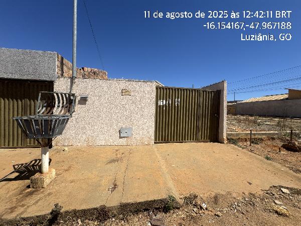 Casa em Luziânia, Parque Estrela Dalva Ix, Quadra 364, N. Sn, Cs 02 Lt 20 Qd 364 Rua 128, GO. Área: 63.6m2