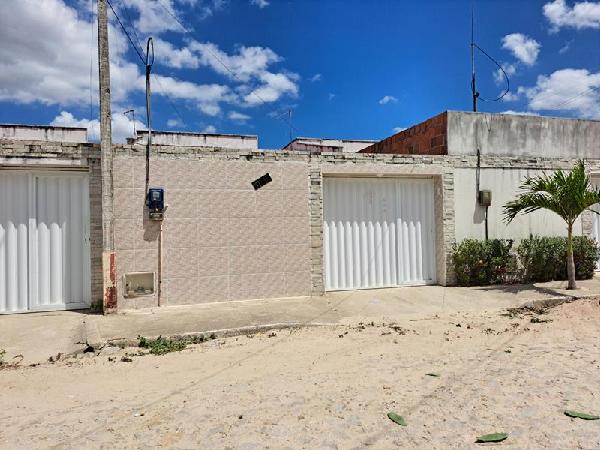 Casa em Horizonte, Sao Jose, Rua Francisco Brindeiro Da Silva, N. 146, Qd 01 Lt 29-A, CE. Área: 79.67m2