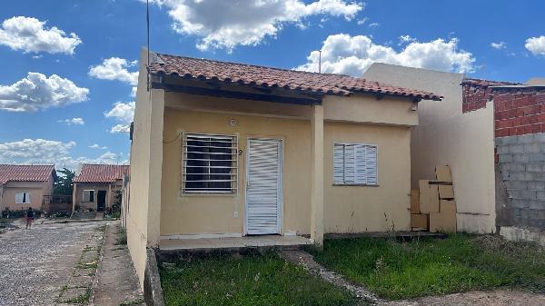 Casa em Águas Lindas de Goiás, Parque Da Barragem Setor 11, Quadra 91, N. Sn, Cs 12 Lt 05a-11 Cj A Avenida 05, GO. Área: 68.58m2