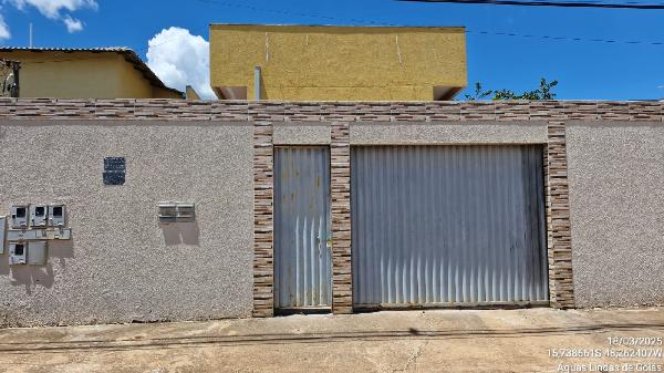Apartamento em Águas Lindas de Goiás, Cidade Jardim, Rua 14, N. Sn, Apto 202, Qd 66 Lt 23, GO. Área: 85.61m2