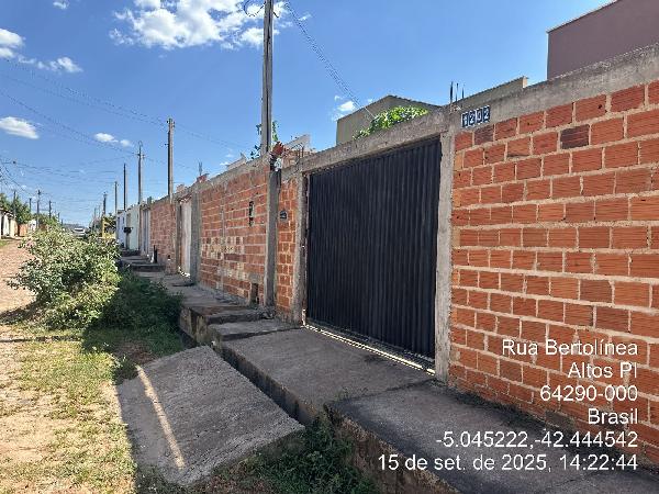 Casa em Altos, Bairro Santa Ines, Rua Bertolinia, N. 1212,, PI. Área: 63.65m2