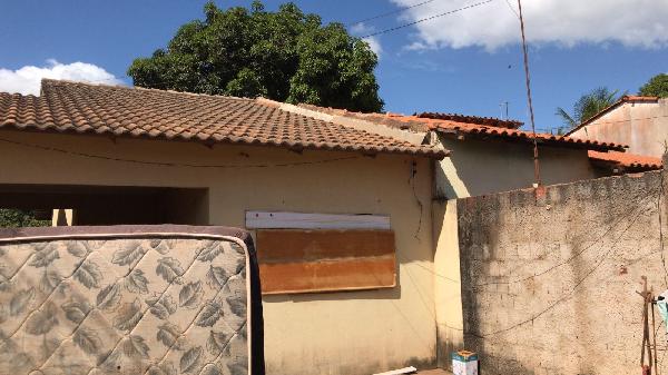 Casa em Santo Antônio do Descoberto, Jardim Ana Beatriz Ii, Quadra 66, N. S/N, Lt 14-A, Rua 25, GO. Área: 70m2