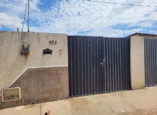 Casa em Horizonte, Cajueiro Da Malhada, Rua Jose Rufino, N. 55-A, 0111, CE. Área: 65.2m2