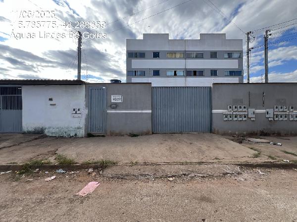 Apartamento em Águas Lindas de Goiás, Jardim Da Barragem Iii, Quadra 2b, N. S/N, Apto 102, Lt 71, Rua 01, GO. Área: 62.72m2