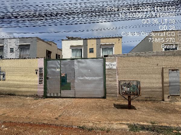 Apartamento em Cidade Ocidental, Parque Araguari-a, Lote 32, Quadra 35, Rua Rio De Janeiro, N. S/N, Apto 201,  Pavimento Superior, GO. Área: 44.83m2