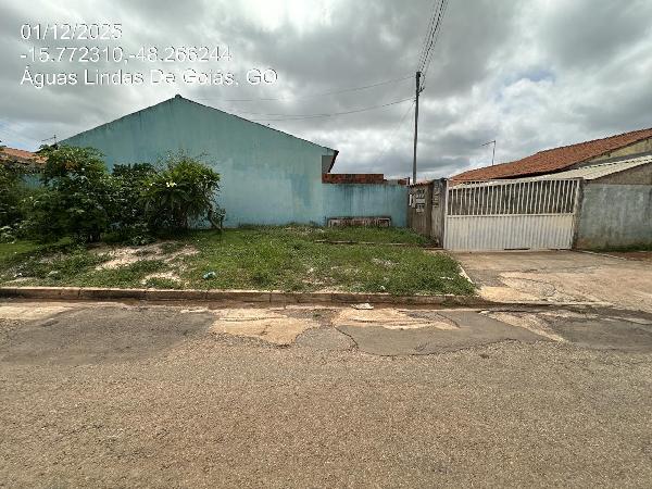 Casa em Águas Lindas de Goiás, Chacaras Quedas Do Descoberto, Quadra 41, N. Sn, Cs 04 Ch 944, GO. Área: 64.66m2