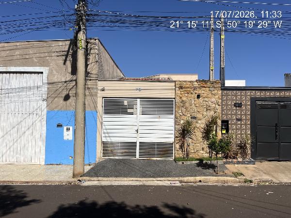 Casa em Birigui, Residencial Atenas, Rua Raul Vizzentin, N. 70, Qd B 03 Lt 04, SP. Área: 68.03m2