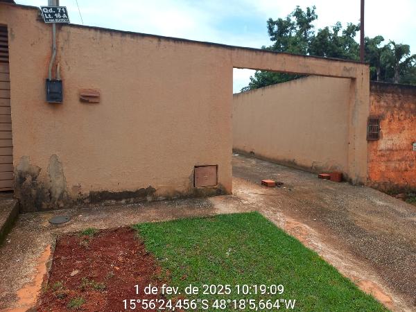Casa em Santo Antônio do Descoberto, Jardim Ana Beatriz Ii, Quadra 71, N. Sn, Lote 16-A Rua 25, GO. Área: 70m2