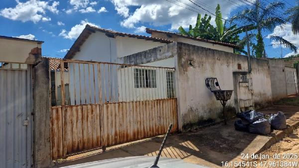 Casa em Luziânia, Parque Estrela Dalva Ix, Quadra 303, N. Sn, Cs 01, Lt 18, Rua 104, GO. Área: 50.65m2