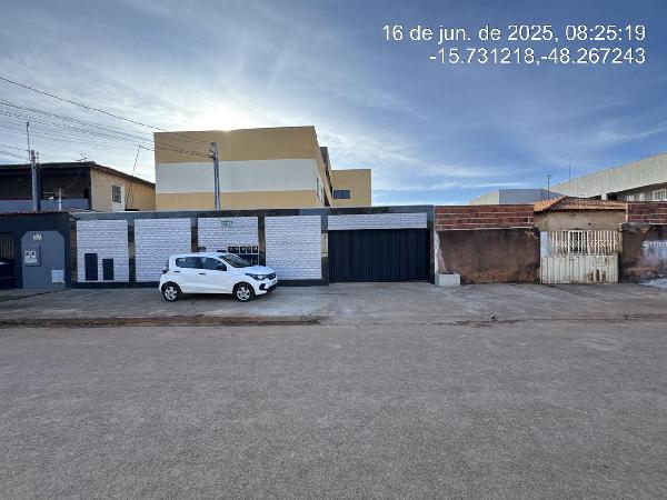 Apartamento em Águas Lindas de Goiás, Mansoes Village, Quadra C-6, N. S/N, Apto 102, Lt13 Rua 04, GO. Área: 50.1m2