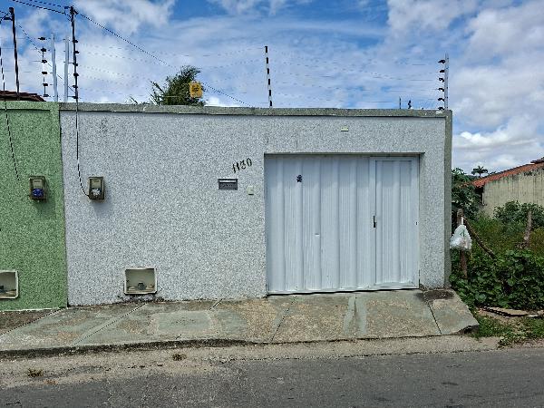 Casa em Itaitinga, Centro, Rua Leopoldo Batista Nepomuceno, N. 1130,, CE. Área: 76.35m2