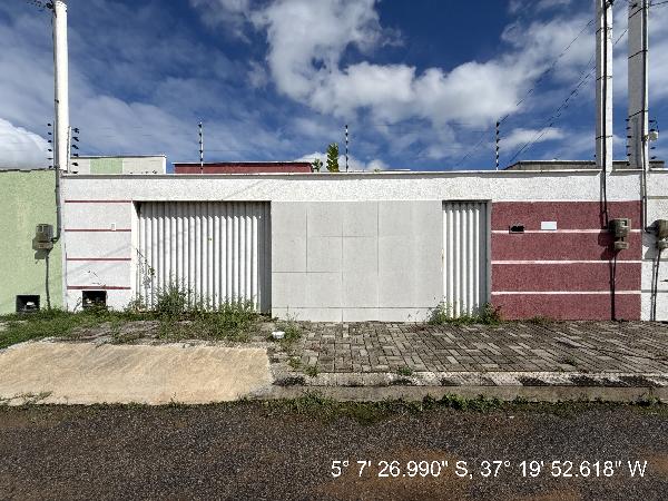 Casa em Mossoró, Santa Julia, Rua Gurgel, N. 580, Lt 1o Qd K, RN. Área: 71.41m2