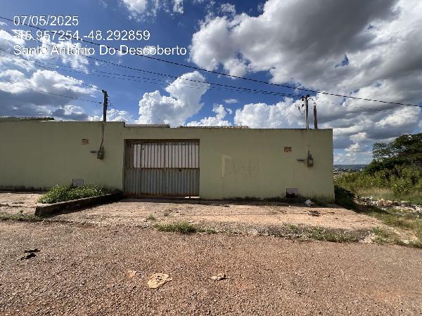 Casa em Santo Antônio do Descoberto, Vila Raio De Luz, Quadra 4 (Frente Com A Rua Dr Recalde Cuestas), N. Sn, Lt 08, GO. Área: 64.05m2