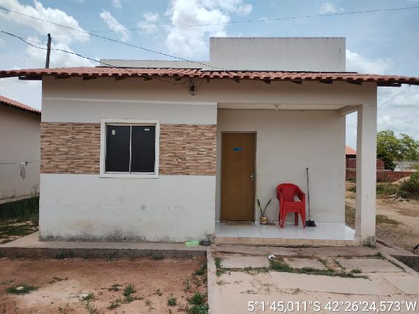 Casa em Altos, Bairro Ciana, Rua Projetada 02, N. 195,, PI. Área: 58.53m2