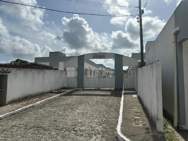 Casa em Igarassu, Tabatinga, Estrada Da Tabatinga, N. 04-A, Cs05, PE. Área: 49.62m2