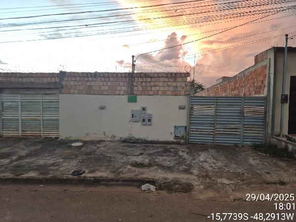 Casa em Águas Lindas de Goiás, Royal Parque, Rua 11, N. Sn, Cs FraÇÃO B Lt 04-A Qd 06-C, GO. Área: 68.26m2