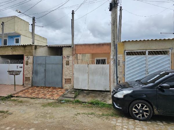 Casa em Nova Iguaçu, Ipiranga, Rua Oito, N. 210, Cs 01 Lt 21 Qd F, RJ. Área: 35.4m2