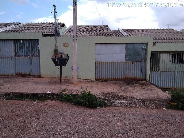 Casa em Santo Antônio do Descoberto, Vila Raio De Luz, Rua Dr Recalde Cuestas, N. Sn, Qd 04 Lt 10rua Dr Recalde Cuestas, GO. Área: 65.24m2