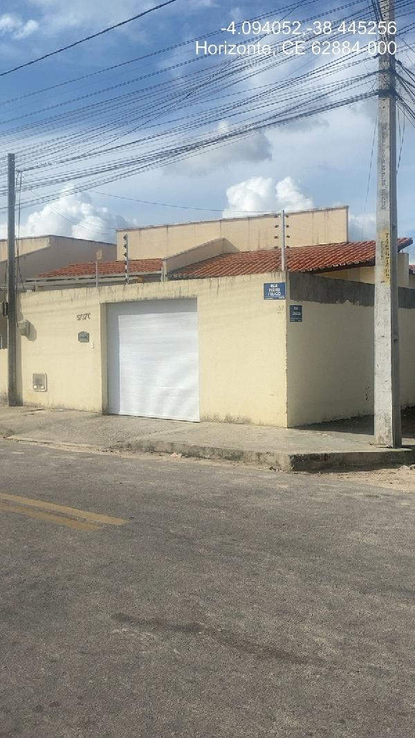 Casa em Horizonte, Carnaubal, Rua Pedro Felicio D Oliveira, N. 5737-B,, CE. Área: 60.7m2