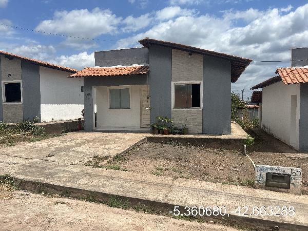 Casa em Demerval Lobão, Bairro Cidade Nova, Travessa Azaleia, N. 60, Lt 06, PI. Área: 62m2
