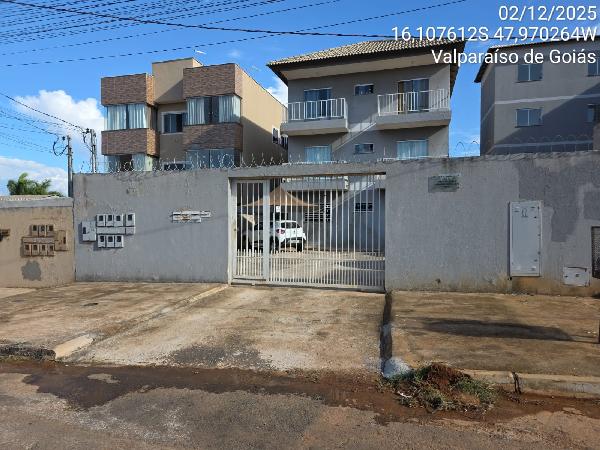 Apartamento em Valparaíso de Goiás, Parque Esplanada V, Rua 06, N. S/N, Apto 301, Lt 18 Qd 05, GO. Área: 64.75m2
