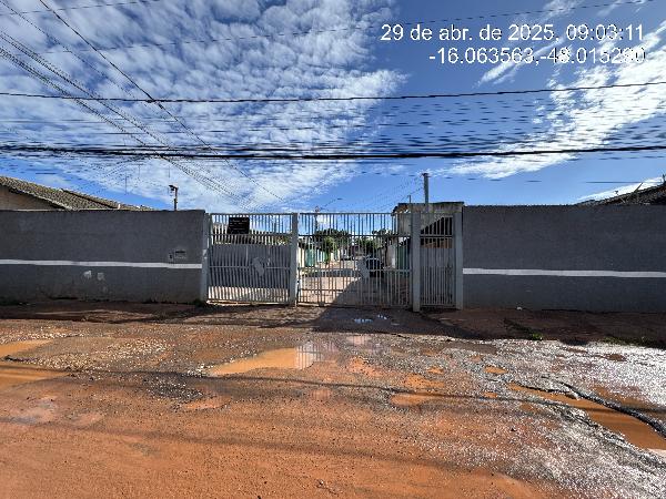 Casa em Valparaíso de Goiás, Setor De Chacaras Anhanguera C, Quadra 21, N. Sn, Cs 33, Ch 04, Md B, GO. Área: 55.2m2