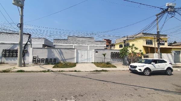 Casa em São Gonçalo, Laranjal, Rua Reverendo Luis Feliciano, N. 327, Cs 02, RJ. Área: 28.98m2