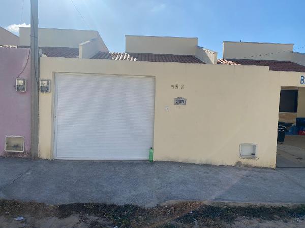 Casa em Horizonte, Carnaubal, Rua Noruega, N. 55b, CE. Área: 60.7m2